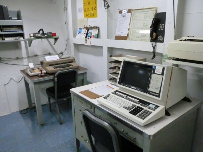 ミズーリ：25年前まで現役だったので内部は近代化されてました。コンピューターもあります。