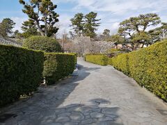 松阪城のかつての管理者たちが住んだ御城番屋敷にも行きました。