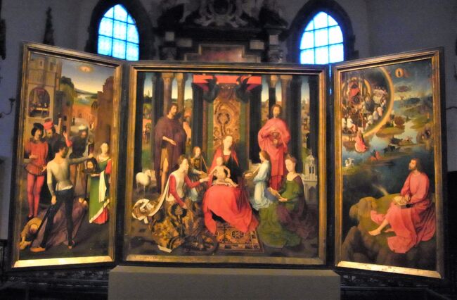 メムリンク作<br />マリア・ヨハネ祭壇画（聖カタリナの神秘の結婚）, 1479年<br /><br />以下はしばらく、この三連祭壇画の部分撮影を並べる。