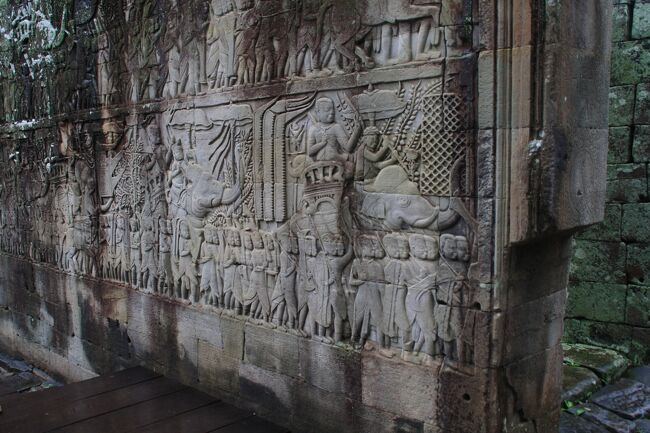 クメール軍の進行等、様々なドラマが描かれている。