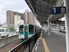 JR高松駅から志度に向かう。