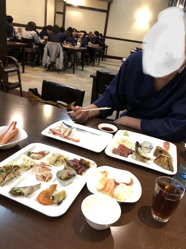 バイキングにしました。どれも美味しく大満足でした。<br />時間制限も特に言われずゆったり食事できました。