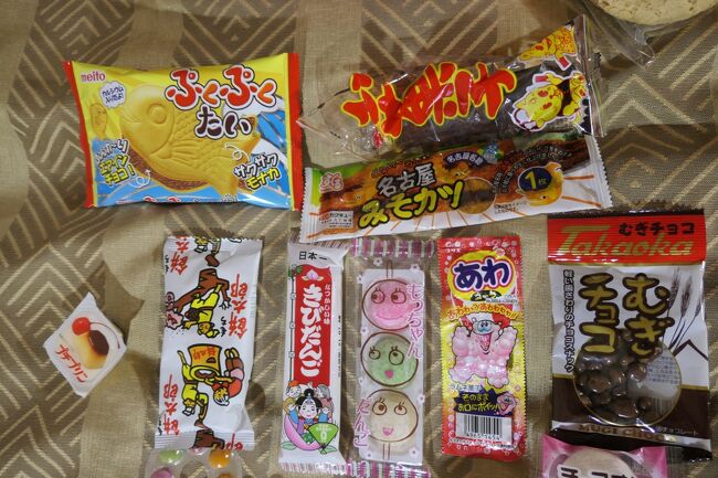 あとはおなじみの駄菓子ですね。