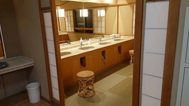 パウダールームになります。