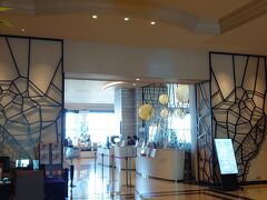 ジェットバスとサウナで、新陳代謝も上がったので、朝食へ

コンシェルジュラウンジでの朝食はお休み中なので、15階のパーゴラさんでいただきました。