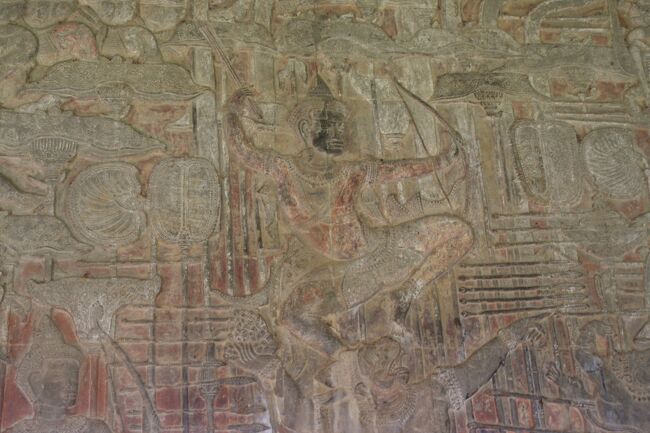 ラーマーヤナ物語の浮彫。