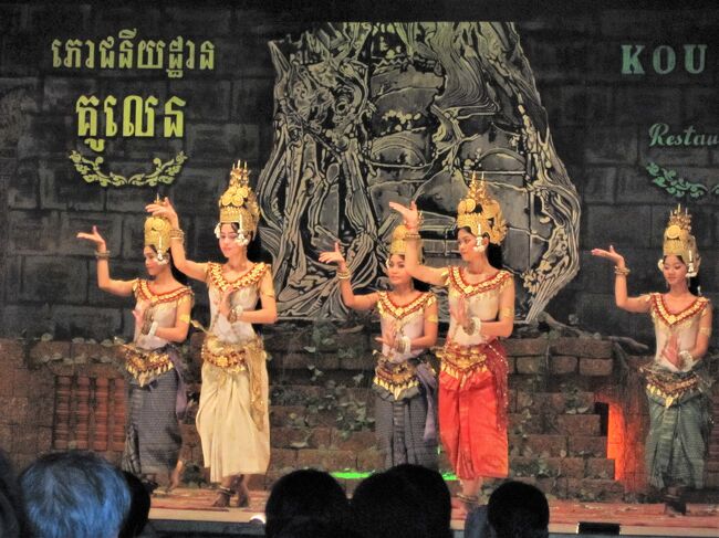 ショータイムは約1時間です。