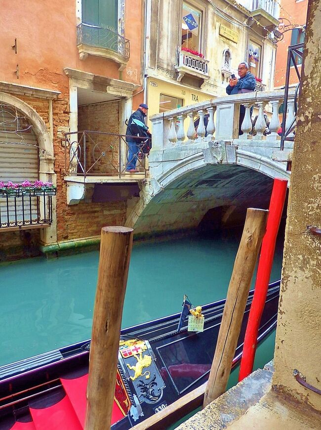 自作のイタリア「ベネツィアのモデル写真」です。 海外限定】 Amazon.co.jp: L13 ヴェネツィアイタリアヴェネチア