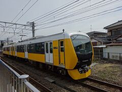 長沼駅到着、今日2度目のA3004号との遭遇。営業線を元気よく走るA3000形に対して…