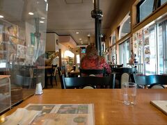 ちょうどお昼時に見つけたこちらの焼肉権兵衛でランチ