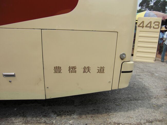 他にも日本のローカルなバスの中古車が多く見られる。