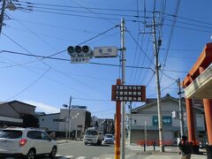 富岡製糸場：世界遺産になって人出が多かったです。少し離れた所に専用の駐車場がありました。