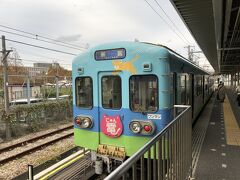 貝塚駅で地下鉄箱崎線から西鉄貝塚線に乗り換え。
