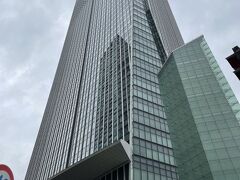 出世の石段で体力を消耗した為、休憩タイム～
虎ノ門ヒルズ内でお茶をすることにしました