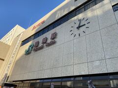 桐生駅からJR両毛線で50分、高崎駅に到着しました。