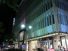 「高松丸亀町商店街」を抜けると、「高松三越」に到着！。

だいたい商店街入口から７、８分くらいだったかな？！。