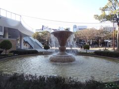 = 横浜公園 =
明治9年、彼我庭園として日本で二番目の洋式公園として開園。
のちの明治42年に横浜公園と改称されました。