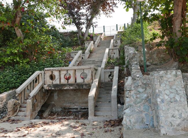 この上はコロナで14日間隔離ホテル　【アジアパタヤホテル】のようです。