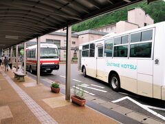 8:56　木曽病院に着きました。（上松駅から14分）
この後、22分の待ち合わせで開田支所行に乗換えます。