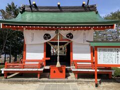 八雲神社。こちらは400年前からある神社なのだとか。社殿は1968年に作られたものだそうですが、古くから信仰を集めていたようです。