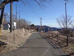 10:50
山頂に戻りました。
では、下山しましょう。