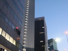 霞が関出口から数分とアクセス良し。
本日の宿は、ANAインターコンチネンタルホテル東京。