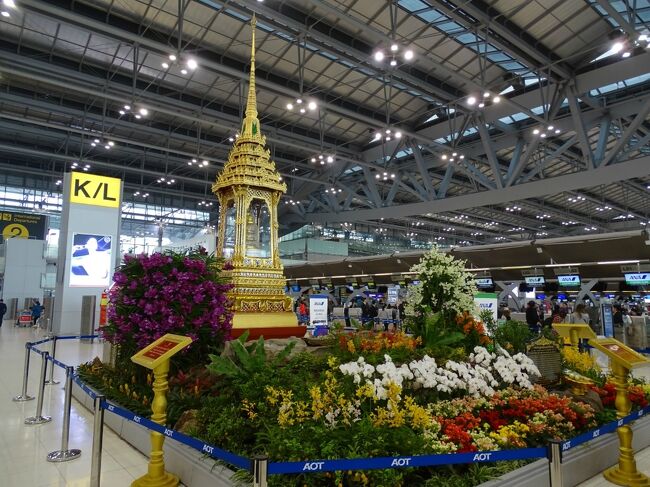 空港の中のいたるところでタイらしさを感じる。
