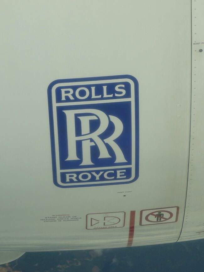 ・・・エンジンのところにロールスロイスのロゴが！？