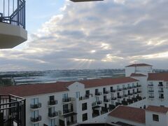 旅の５日目午前８時
ホテル日航アリビラのラナイ（テラス）から