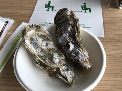 道の駅厚岸コンキリエで蒸し牡蠣　