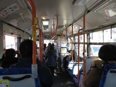 10:24
JR出雲市駅から来たバスは10人以上のお客さんを降ろして身軽になりました