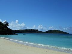 イダの浜。
海の透明感と美しさは西表島一と言われています。って事は日本で一、二を争う美しさ

