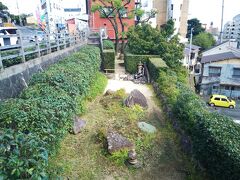 湯河原駅前の小さなお庭、京風庭園「ポケットパーク」。
