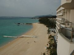 喜瀬ビーチパレスホテルの部屋から