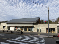 三国駅に戻ります。
三国駅も面白いつくりですね。