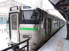 小樽駅に到着。さて、まずは昼ごはんだな。