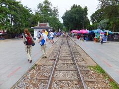 クウェー橋駅（サパン・クエ・ヤイ：Saphan Kwae Yai）