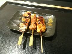 鳥せいの焼き鳥、460円。