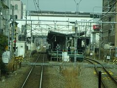 牛浜、福生、羽村と、同じような構造の駅が続く。
