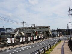 関ケ原駅に到着～

柏原駅を出発して、
写真を撮りながらで徒歩90分。