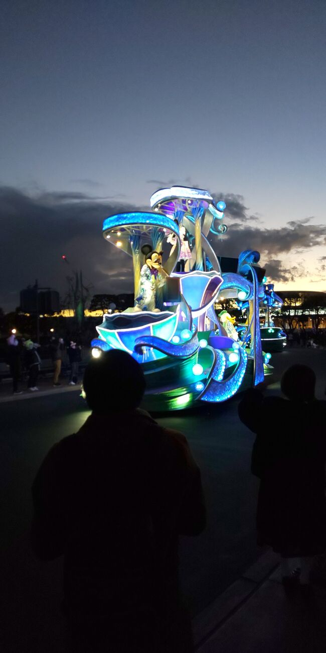 クリスマスシーズンのディズニーランドで遊び尽くす その6 東京ディズニーリゾート 千葉県 の旅行記 ブログ By ごりさん フォートラベル クリスマスシーズンのディズニーランドで遊び尽くす その6 東京ディズニーリゾート 千葉県 の旅行記 ブログ By ごりさん フォートラベル