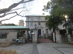 後でまた来ることにして神奈川県庁本庁舎へ