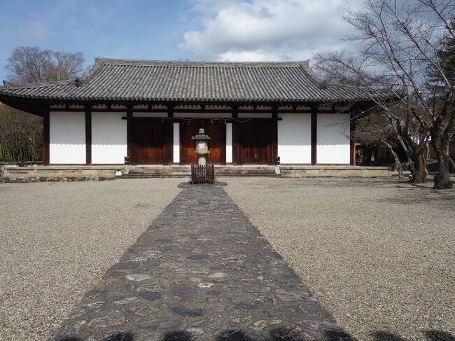 新薬師寺で十二神将と対面。500円切手になった伐折羅大将の迫力