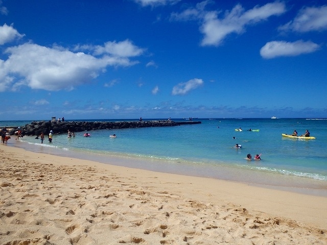 反対側<br />桟橋？の向こう側には。。。