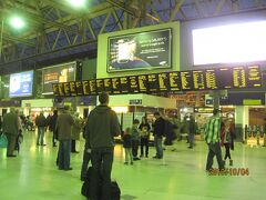 チャリングクロス駅