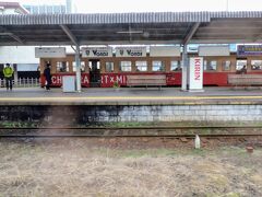 小湊鉄道との乗換駅、五井駅に到着。

千葉を横断する非電化ローカル線、小湊鉄道といすみ鉄道にもぜひ乗車してみたいものです。