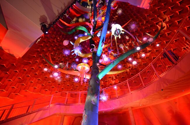 内部の撮影はここまで。上からも撮影できるといいですね。安全対策でしょうか。