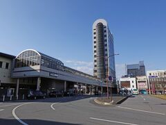 大船駅から総武線直通の横須賀線に乗って五井駅までやってきました。東京湾をグルッと周って2時間以上掛かります。