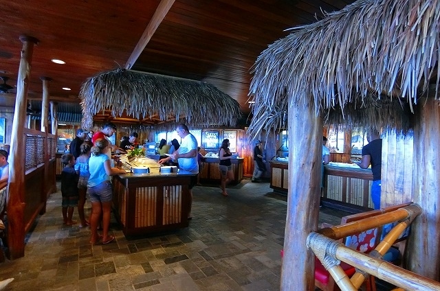 南国チックなビュッフェです。