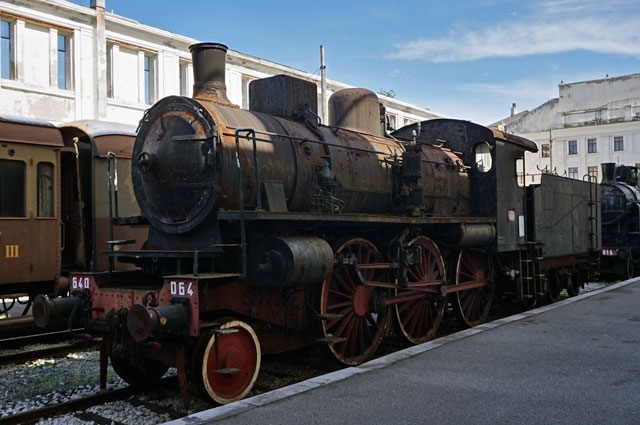 イタリア　鉄道　国鉄　客車の銘板?　アンティーク イタリア 鉄道 国鉄 客車の銘板? アンティーク | 法人特